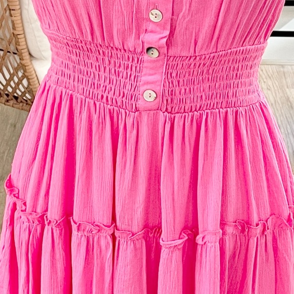 NWT M Barbie pink light weight,  flowy girly cottage vibes dress - Picture 4 of 5